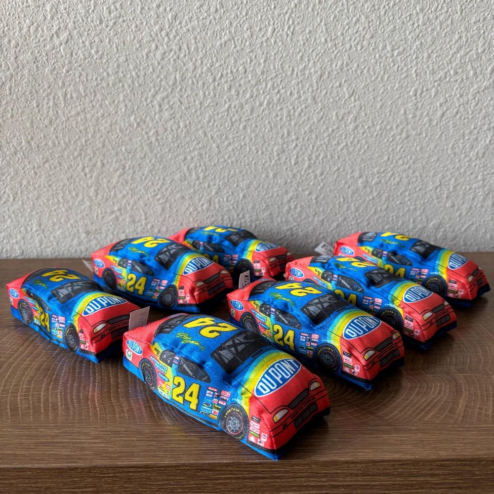 Set of 7 Jeff Gordon #24 DuPont NASCAR Speedie Beanie plush toy cars